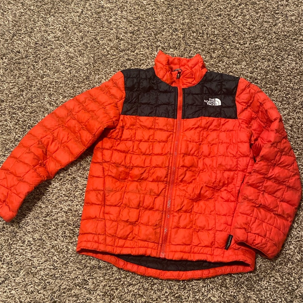 Used the north face, boy’s S or 7/8, Thermoball eco jacket